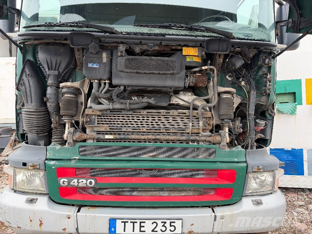 Scania G420LB6X2*4HNB Djurbil Caminhões de transporte de animais