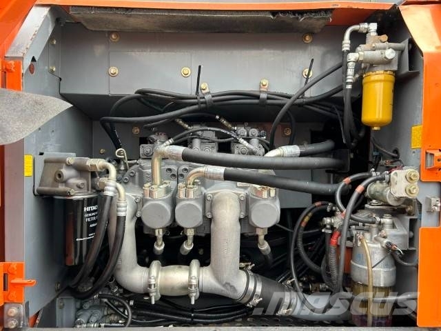 Hitachi ZX 210 LC-5B Верижен екскаватор