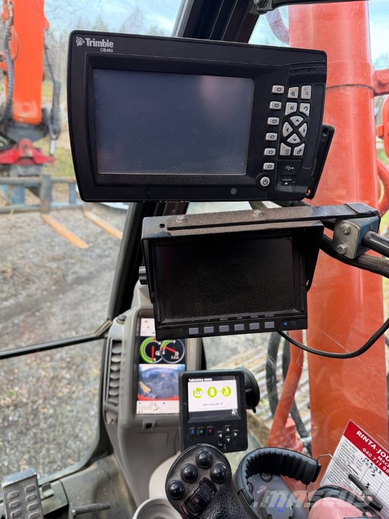 Hitachi ZX 225 US LC-5 B Kāpurķēžu ekskavatori