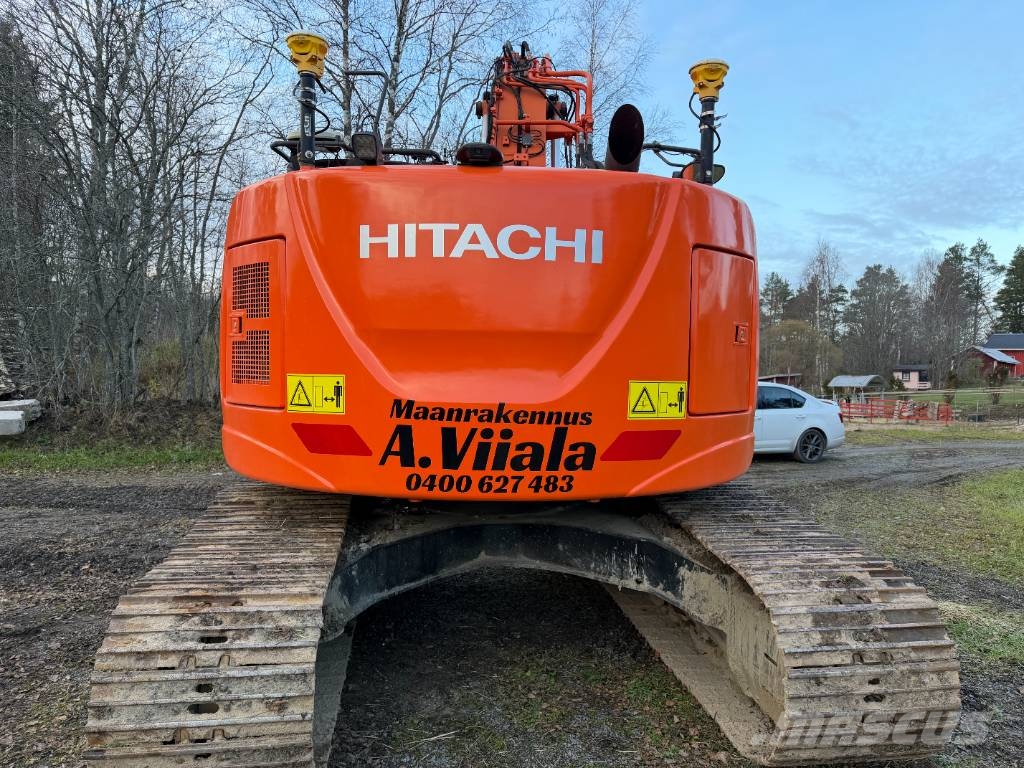 Hitachi ZX 225 US LC-5 B Kāpurķēžu ekskavatori