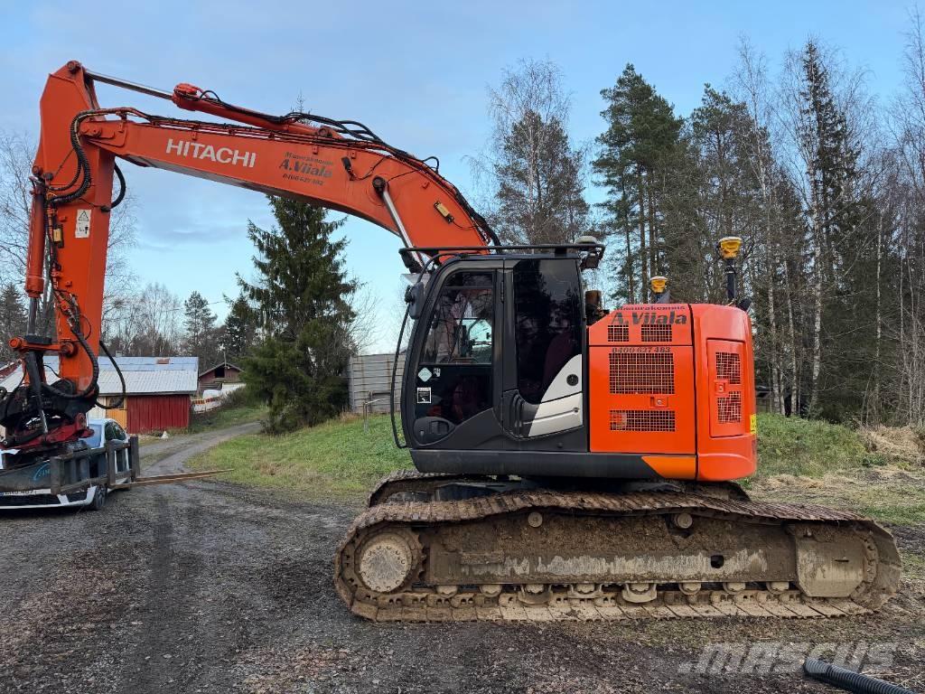 Hitachi ZX 225 US LC-5 B Kāpurķēžu ekskavatori