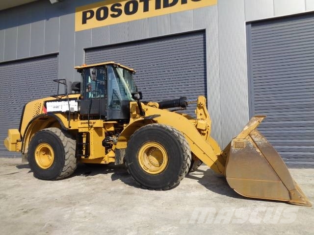 CAT 972MXE Gumikerekes homlokrakodók