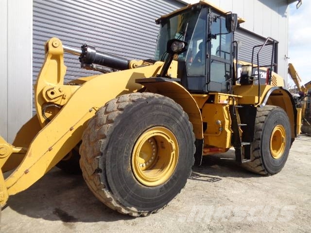 CAT 972MXE Gumikerekes homlokrakodók