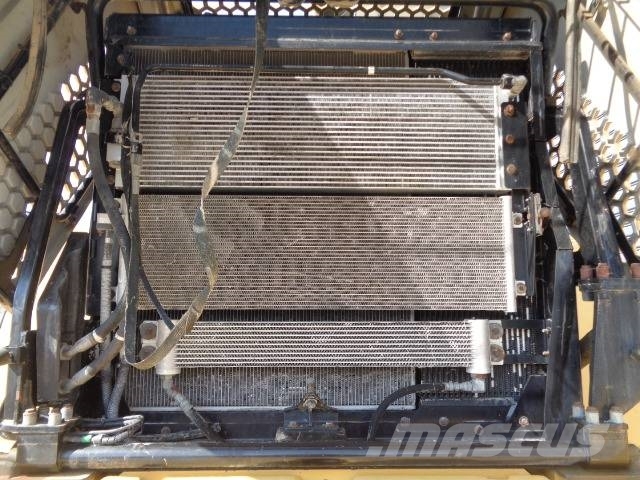 CAT 972MXE Gumikerekes homlokrakodók