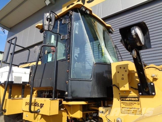 CAT 972MXE Gumikerekes homlokrakodók