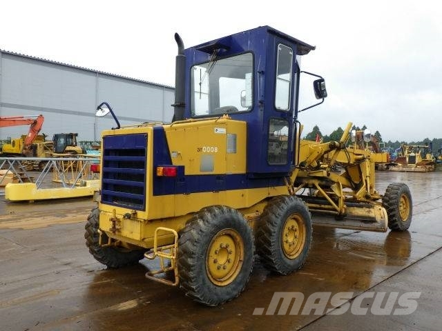 Komatsu GD405A-2 Greyderler