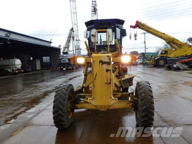 Komatsu GD405A-2 Greyderler