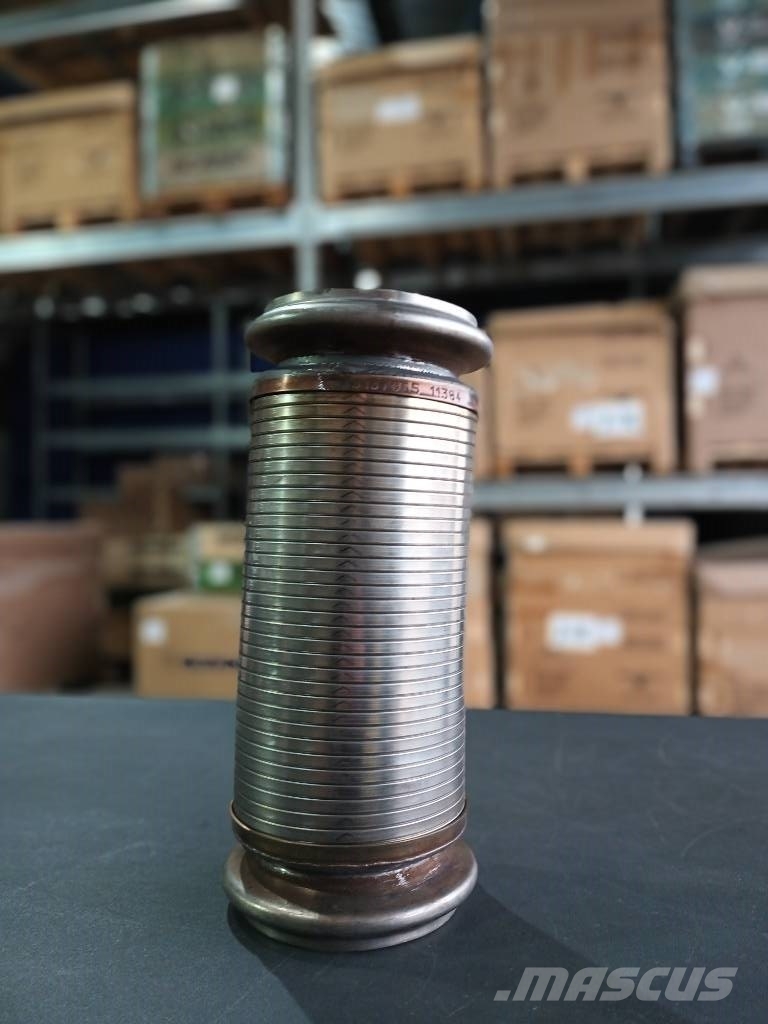 Volvo EXHAUST PIPE 23137065 Mootorid