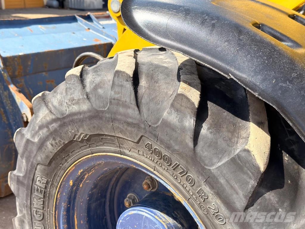 CAT 908M - Quick Coupler / Automatic Greasing / Forks 轮式装载机