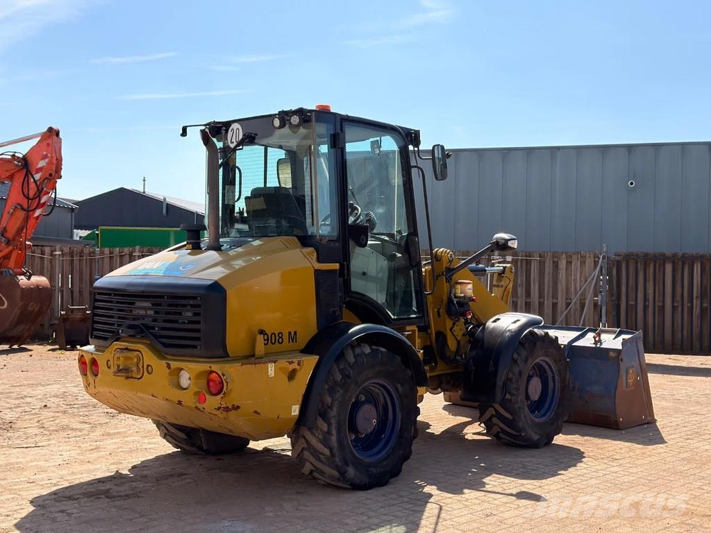 CAT 908M - Quick Coupler / Automatic Greasing / Forks 轮式装载机