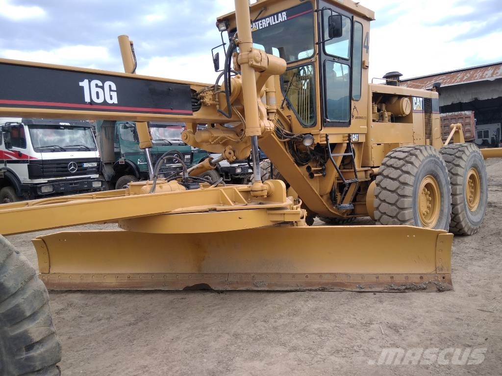 CAT 16 G Niveleuse
