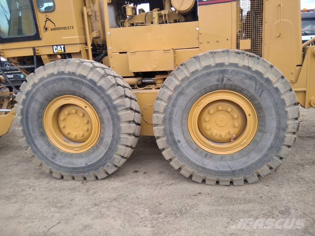 CAT 16 G Niveleuse