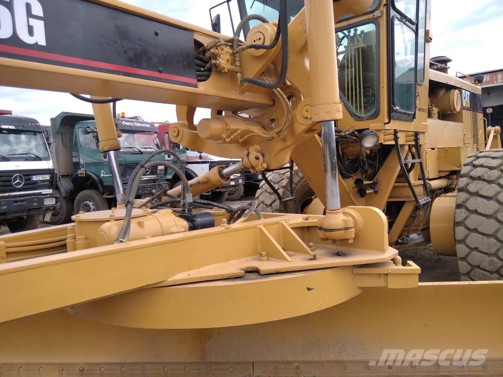 CAT 16 G Niveleuse