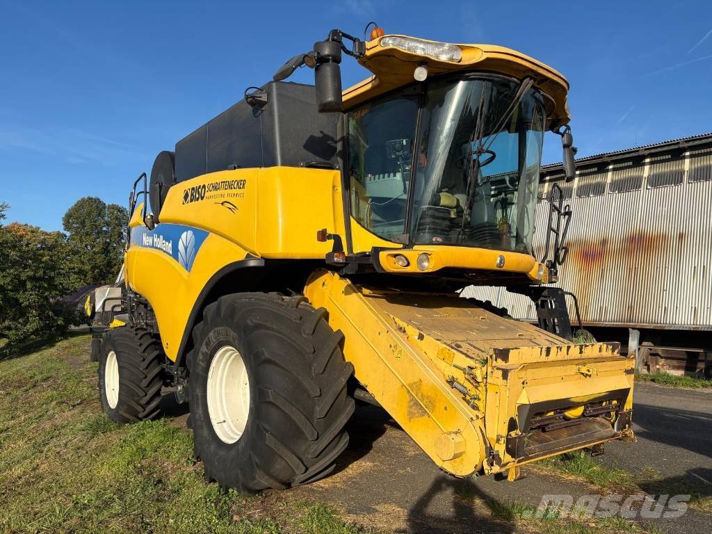 New Holland CX 8080 Skördetröskor