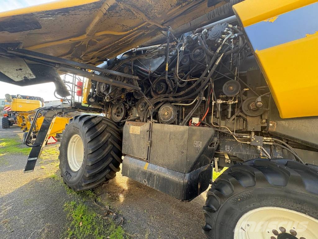 New Holland CX 8080 Skördetröskor