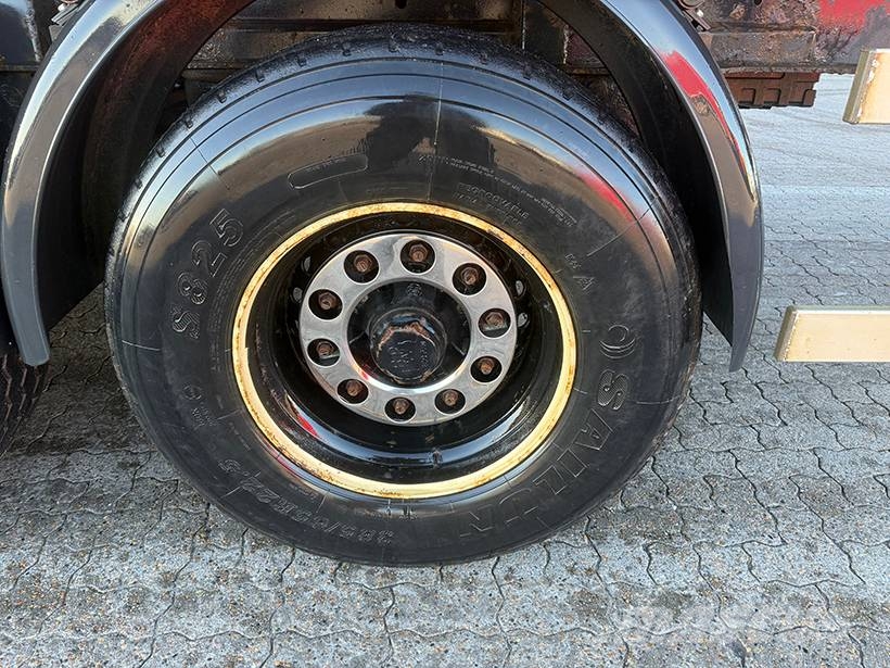 Kel-Berg Tipper / Kippauflieger 37m3 نصف مقطورات قلابة