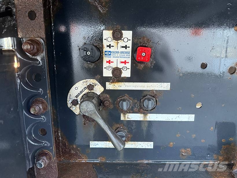 Kel-Berg Tipper / Kippauflieger 37m3 نصف مقطورات قلابة