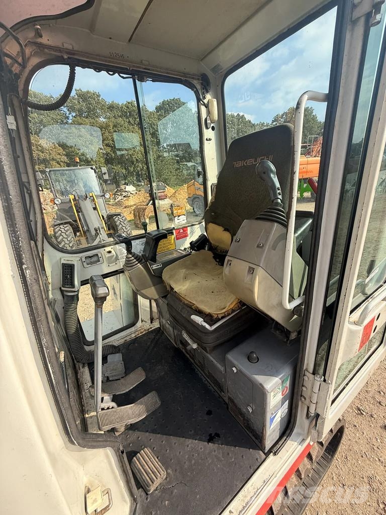 Takeuchi TB125 TB125 Minigraafmachines < 7t