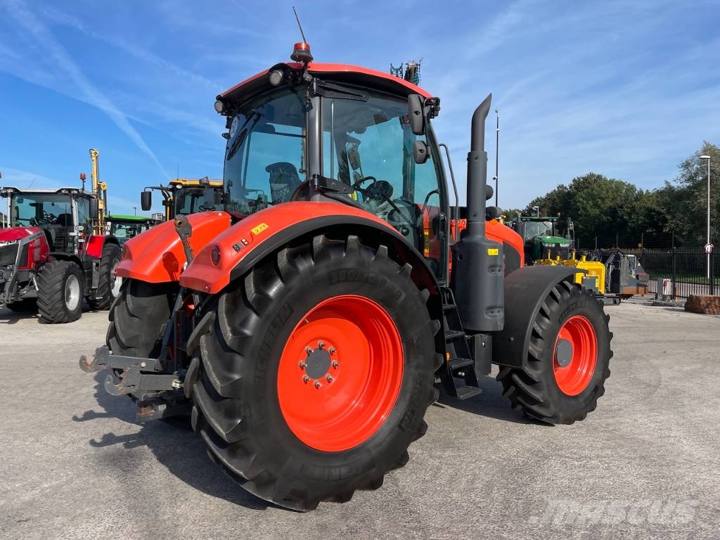 Kubota M 7-153 Traktorji