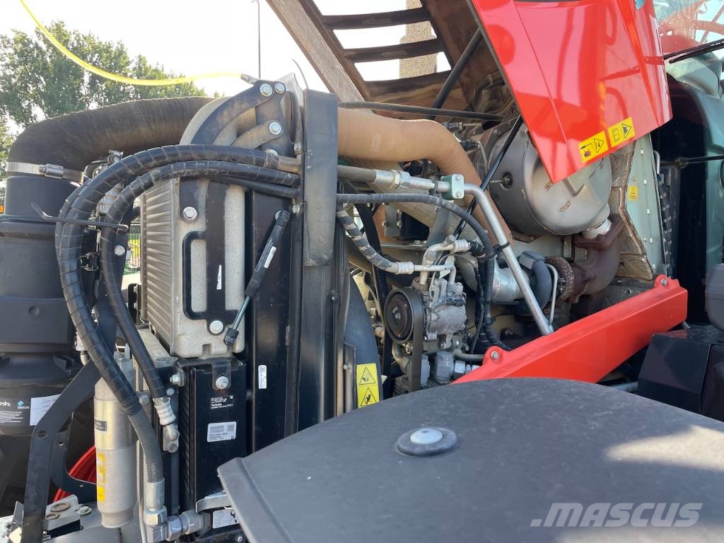 Kubota M 7-153 Traktorji