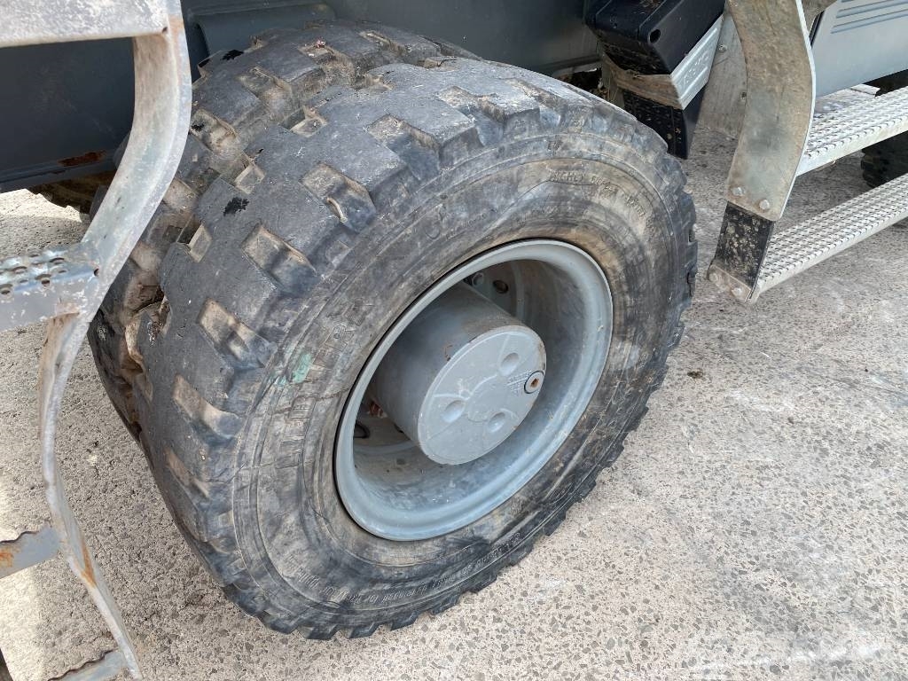 Liebherr LH 30 M Bagri za prekladanje primarnih/sekundarnih surovin