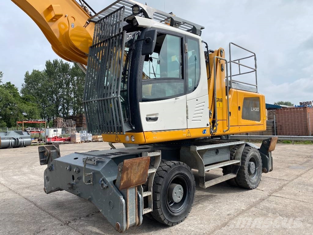 Liebherr LH 30 M Bagri za prekladanje primarnih/sekundarnih surovin