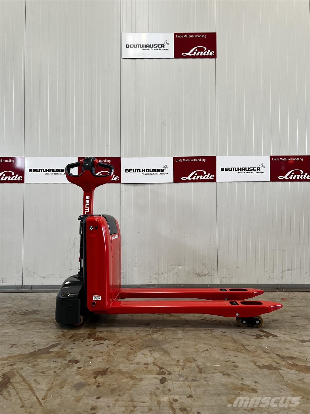 Linde MT15 Käyden ajettavat pinoamistrukit