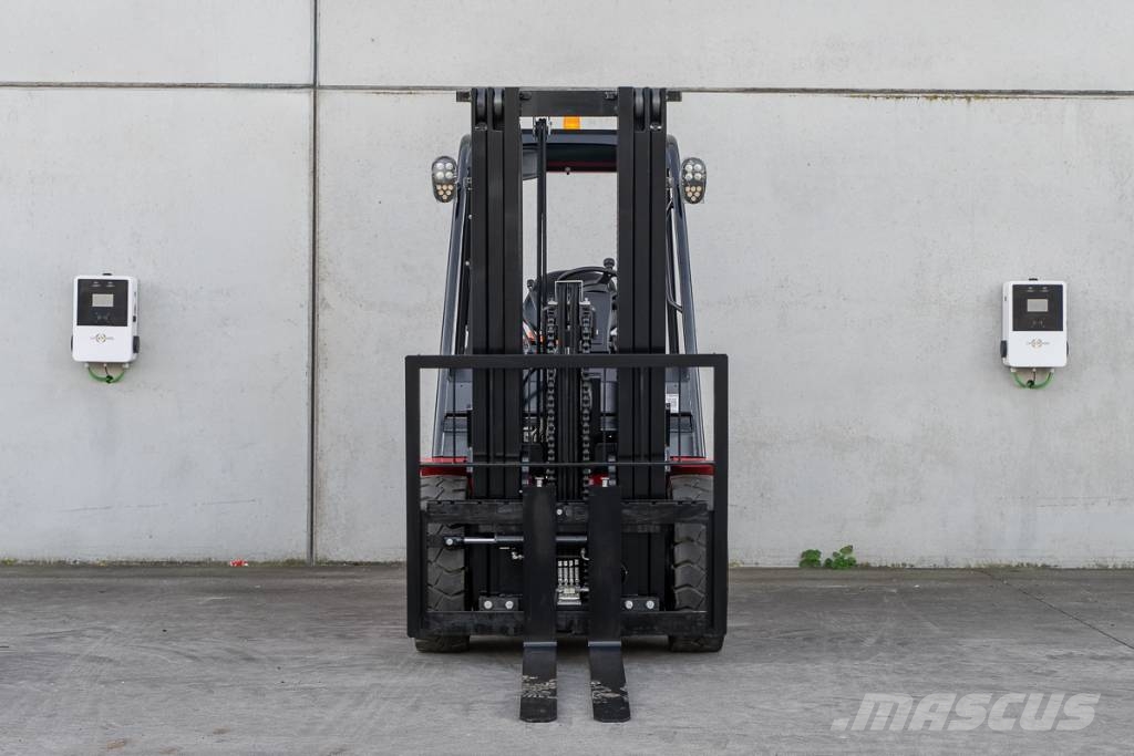 Manitou MI 30 D 디젤 지게차