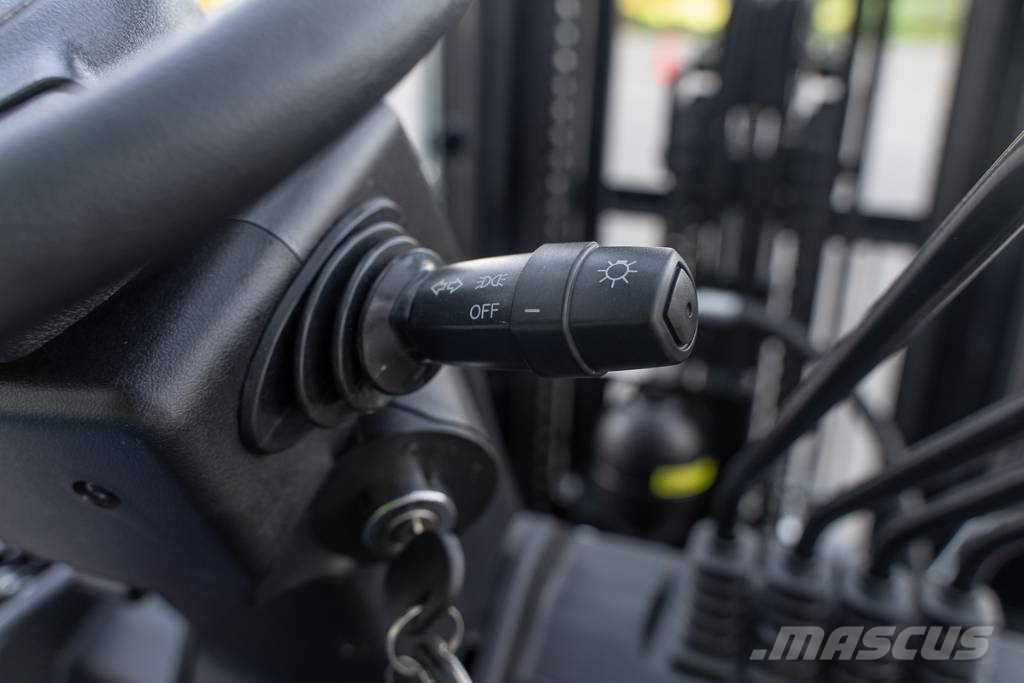 Manitou MI 30 D 디젤 지게차