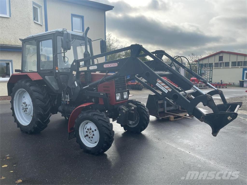 Belarus MTS 820 + FL Neuer Preis! Traktorer