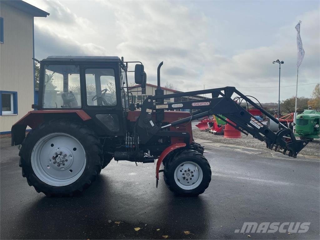 Belarus MTS 820 + FL Neuer Preis! Traktorer