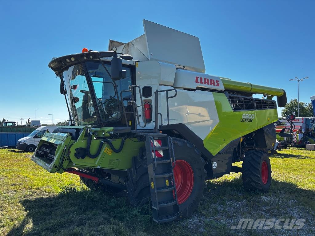CLAAS Lexion 6800 Combine harvesters