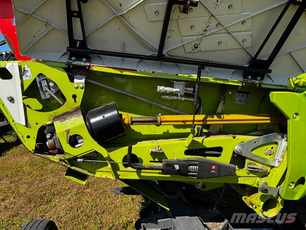 CLAAS Lexion 6800 Combine harvesters