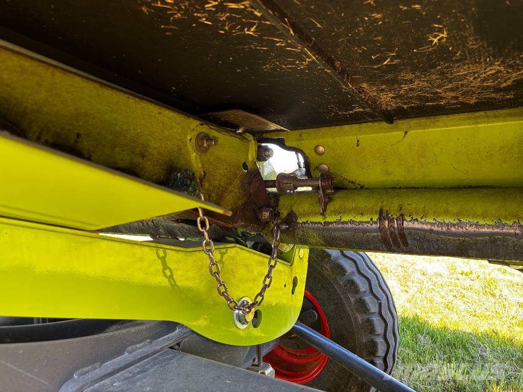 CLAAS Lexion 6800 Combine harvesters