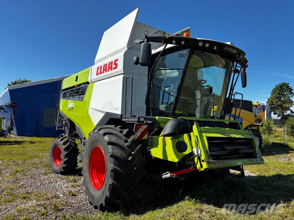 CLAAS Lexion 6800 Combine harvesters