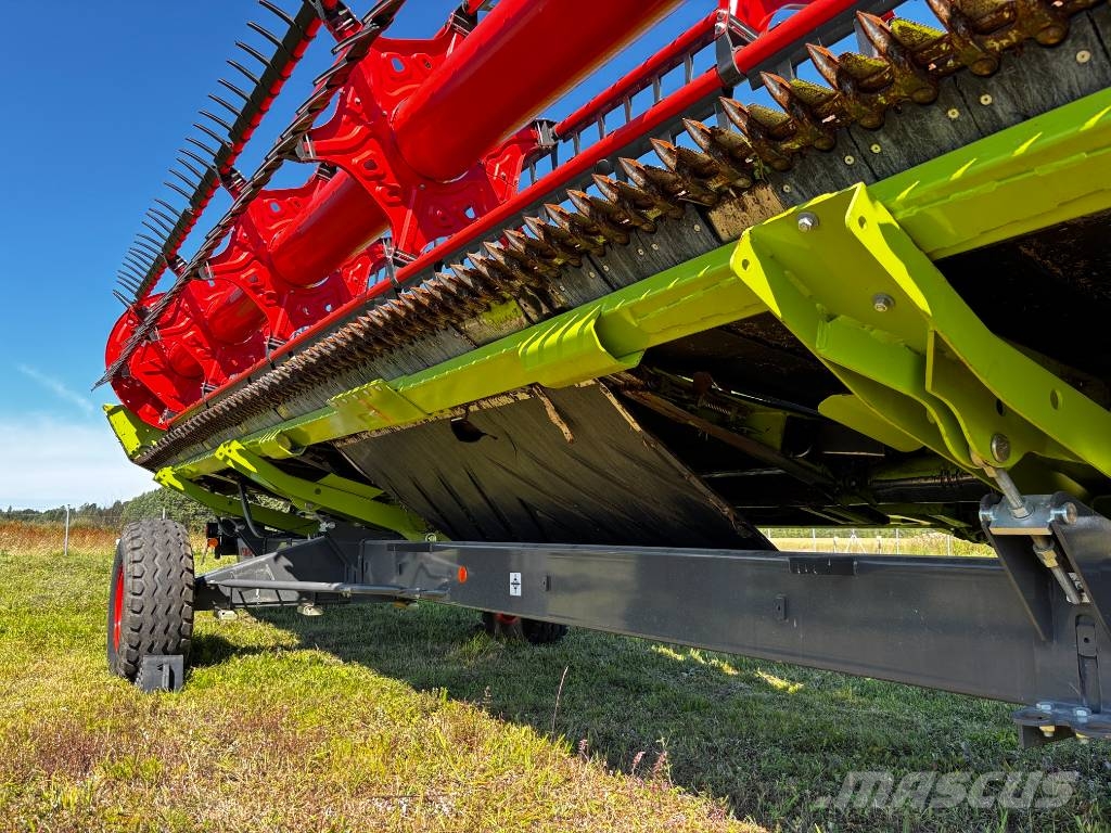 CLAAS Lexion 6800 Combine harvesters
