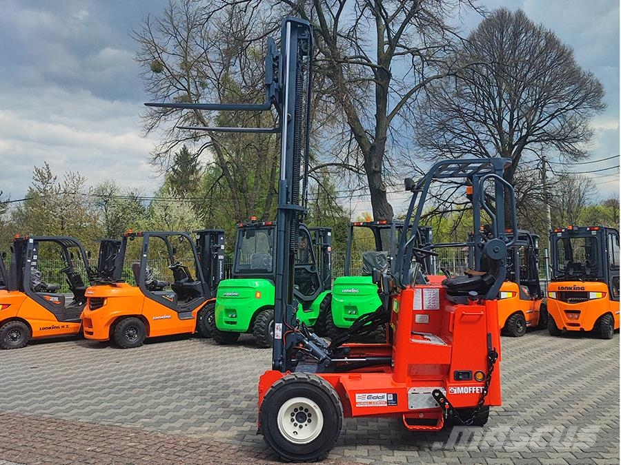 Moffett M5 20.3 トラック積載用フォークリフト