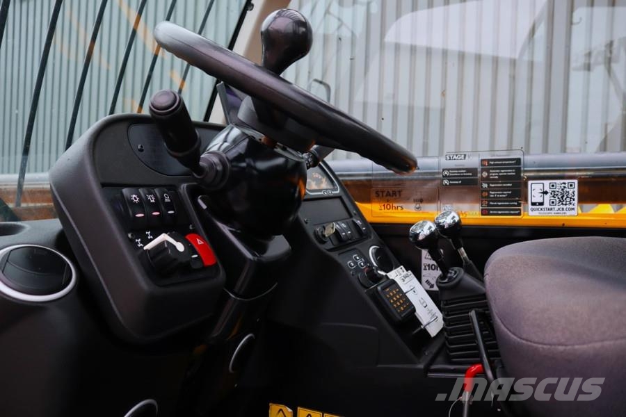 JCB 540-140 HI VIZ Diesel Stage V, 4x4x4 Drive, 13.8m Teleskoplæssere