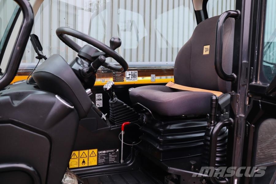 JCB 540-140 HI VIZ Diesel Stage V, 4x4x4 Drive, 13.8m Teleskoplæssere
