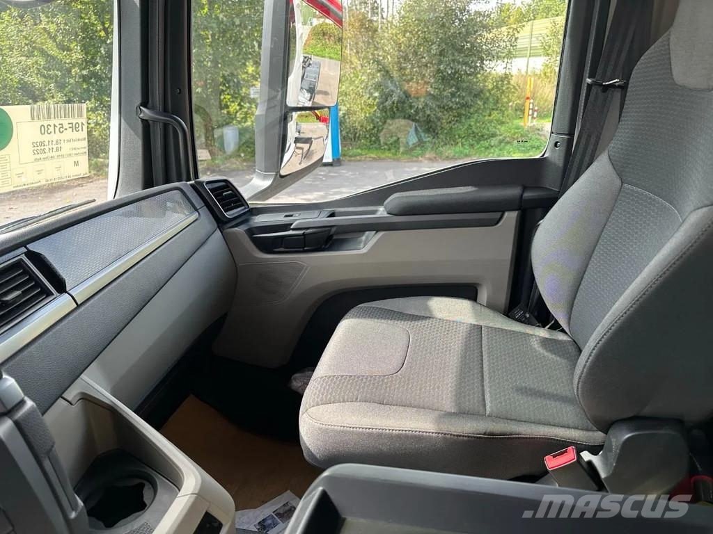 MAN TGS 26.520 MAN TGS 26.520 6x2 Abrollkipper + Kran Hook lift trucks