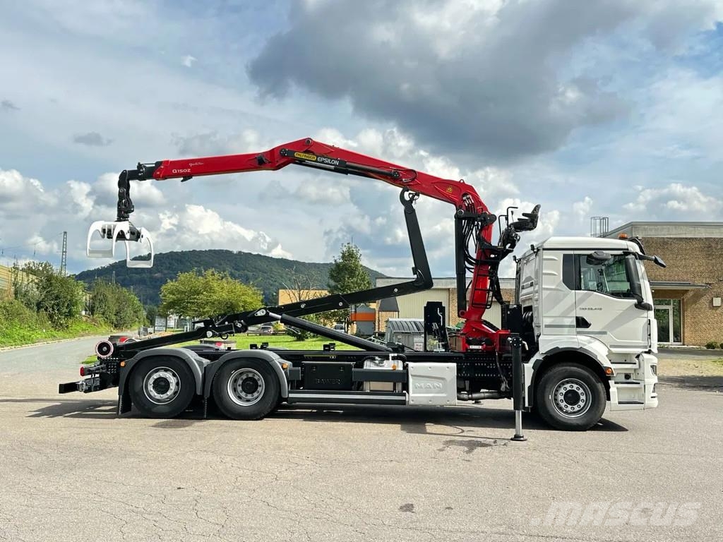 MAN TGS 26.520 MAN TGS 26.520 6x2 Abrollkipper + Kran Hook lift trucks