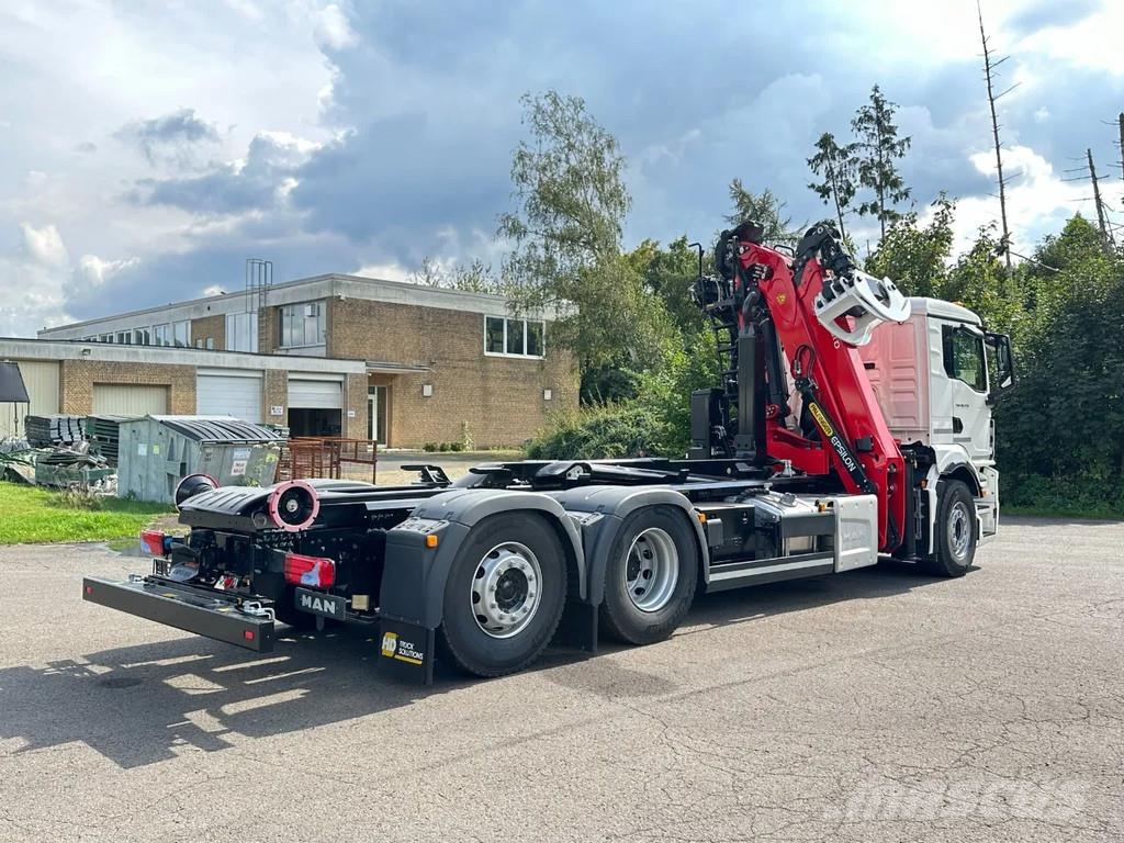 MAN TGS 26.520 MAN TGS 26.520 6x2 Abrollkipper + Kran Hook lift trucks