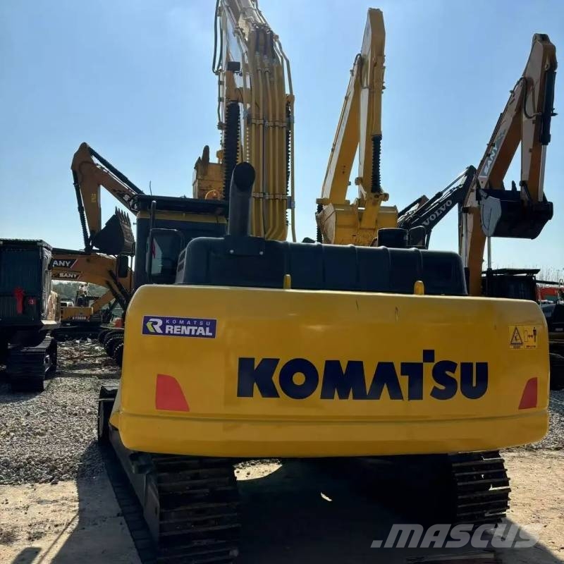 Komatsu 360 Bagri goseničarji