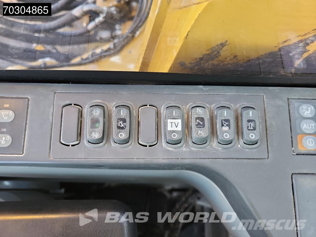 CAT 352 F Koparki gąsienicowe