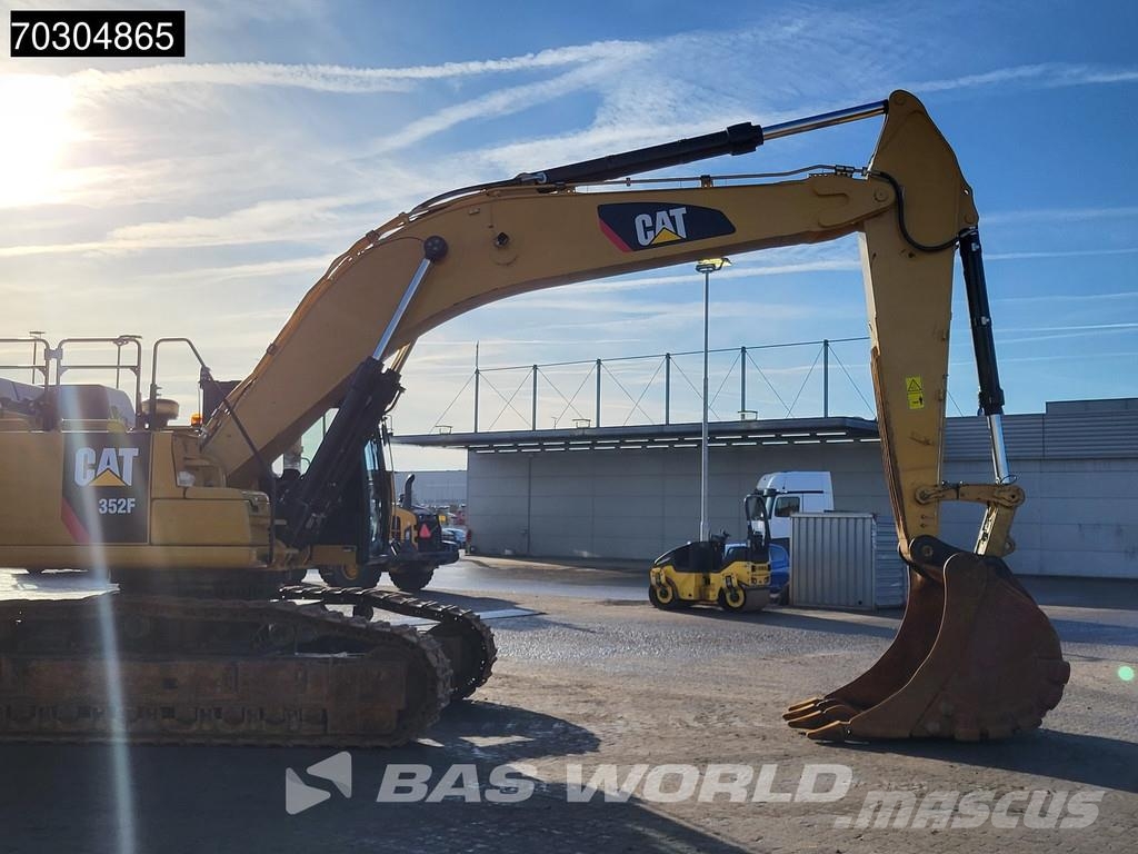 CAT 352 F Koparki gąsienicowe