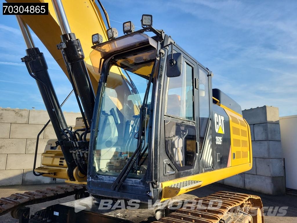CAT 352 F Koparki gąsienicowe