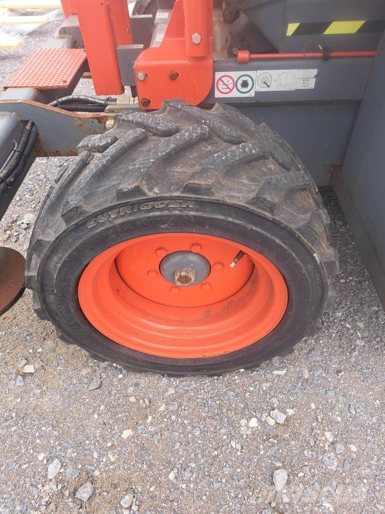 SkyJack SJ 6832 RT Ножничные подъемники