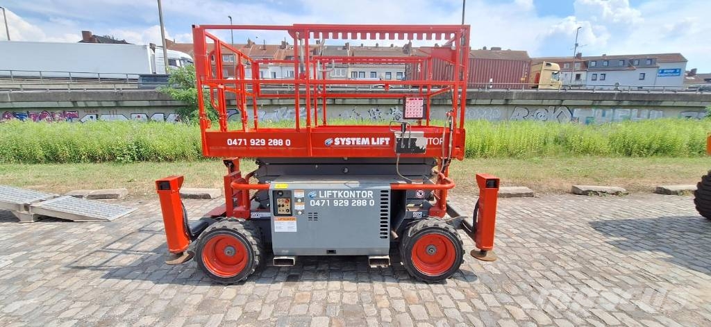 SkyJack SJ 6832 RT Ножничные подъемники