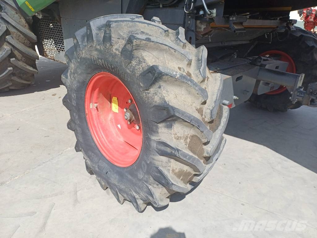Fendt 6335 C حصادات