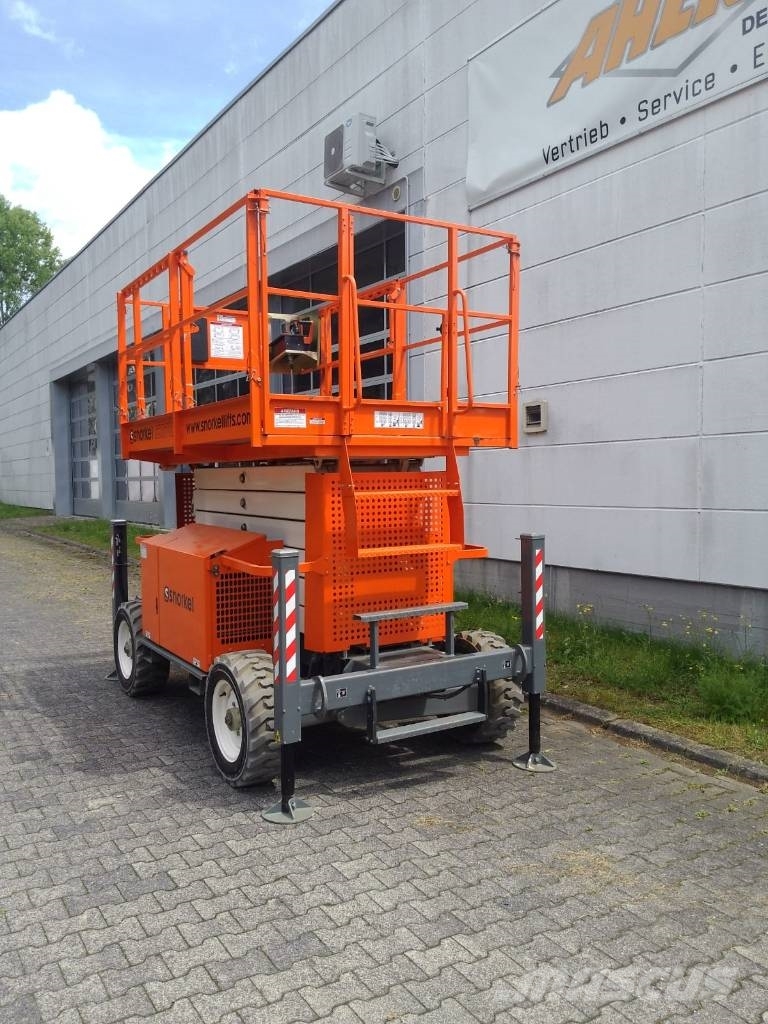 Snorkel S3970BE رافعات مقصية الشكل